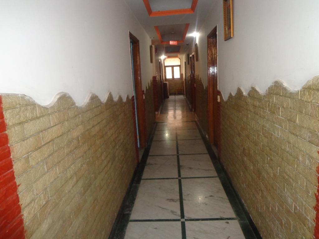 Metro City Delhi  Exterior photo